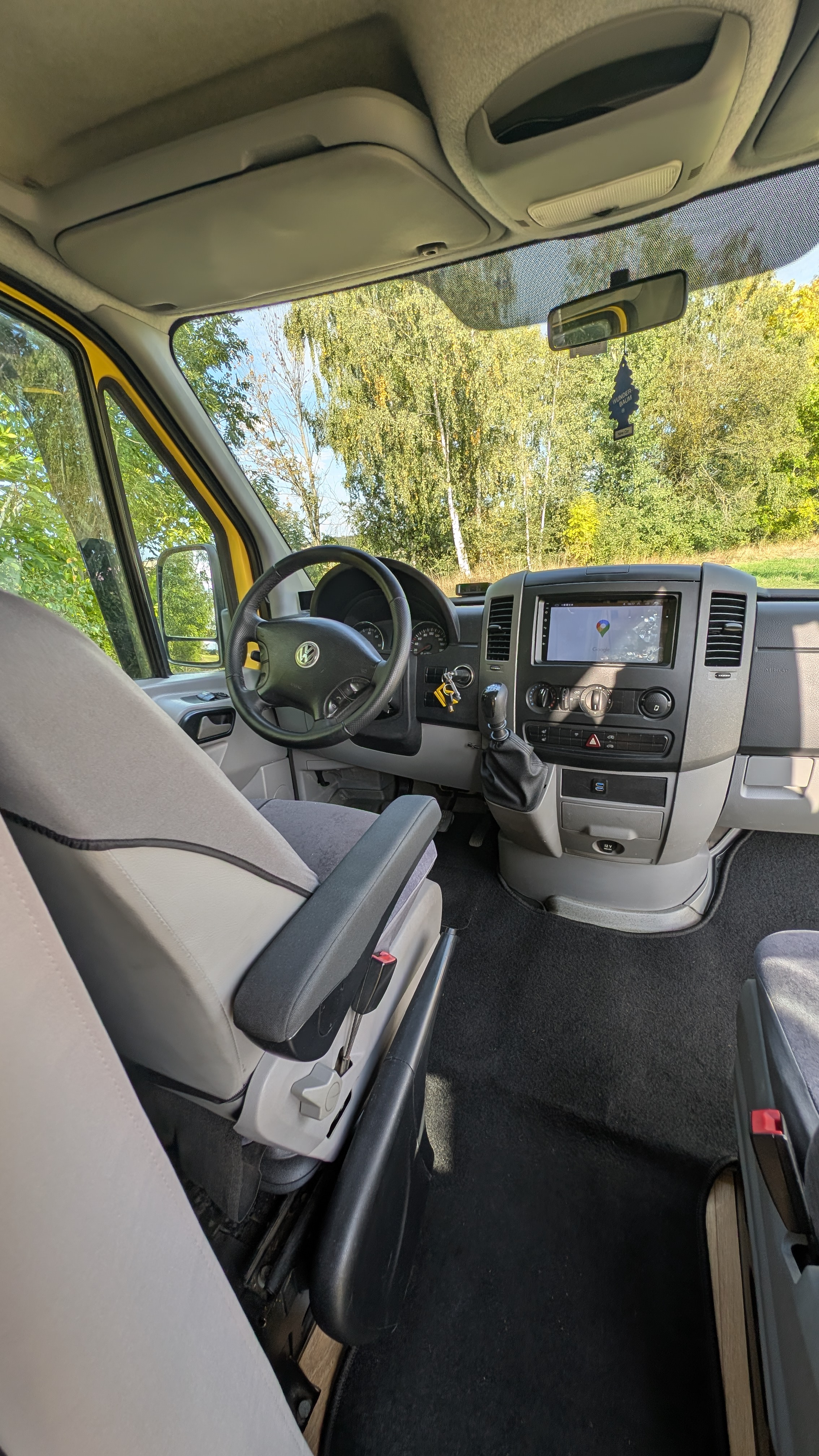 Cockpit, nordic.stay.camper